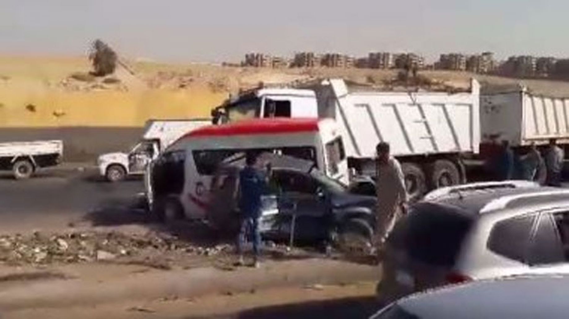 مصرع شخص وإصابة سبعة فى حادث سير على الطريق الصحراوى بنى سويف