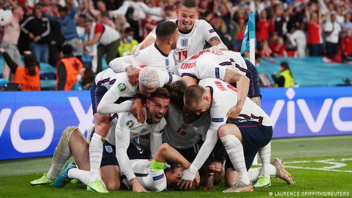 فوز المنتخب الإنجليزي على المنتخب الدنماركي في نصف نهائي يورو2020