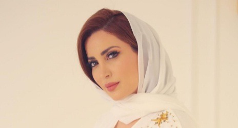الفنانة نسرين طافش بالحجاب