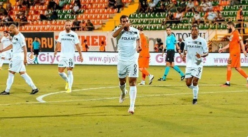 أحمد ياسر ريان يصنع هدف تعادل ألتاي ضد سيفاس سبور